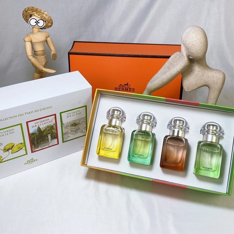 Kakobuy spreadsheet accessories - AMS Garden 3281 4-Piece Perfume Miniature Set (30ml) product image
