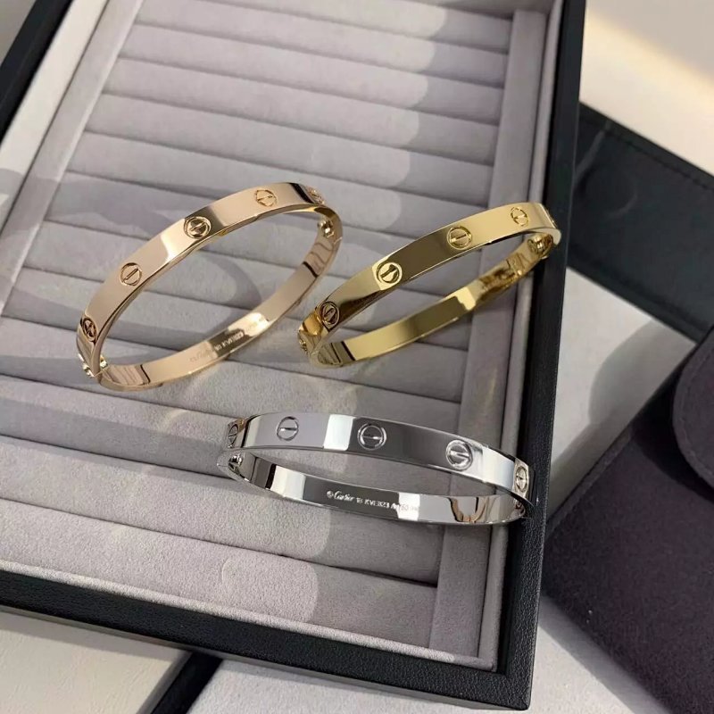 Kakobuy spreadsheet jewelry - CNC Gold-Plated V-Gold Plain and Paved Bracelet product image