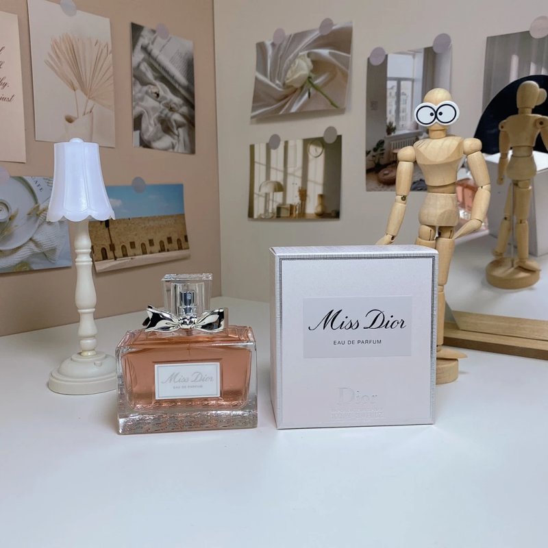Kakobuy spreadsheet Christian Dior accessories - Christian Dior Miss Dior Eau de Parfum Pink Perfume product image