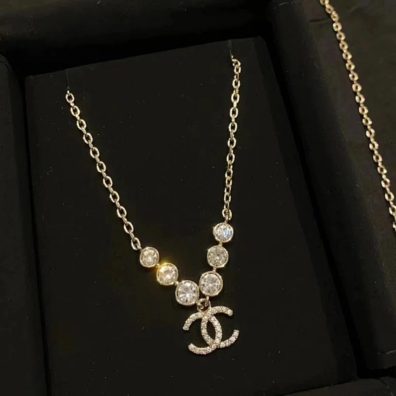 Kakobuy spreadsheet accessories - Gold-Tone Crystal Interlocking C Pendant Necklace product image