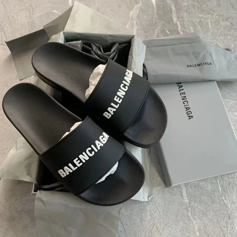 Kakobuy spreadsheet Balenciaga accessories - Balenciaga Black and Grey Logo Slides product image