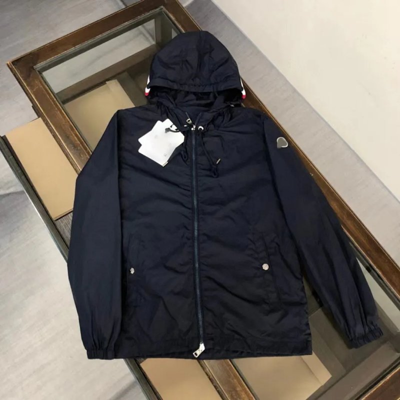 Kakobuy spreadsheet jackets - FC888-M Tricolor Trim Hooded Windbreaker Jacket product image