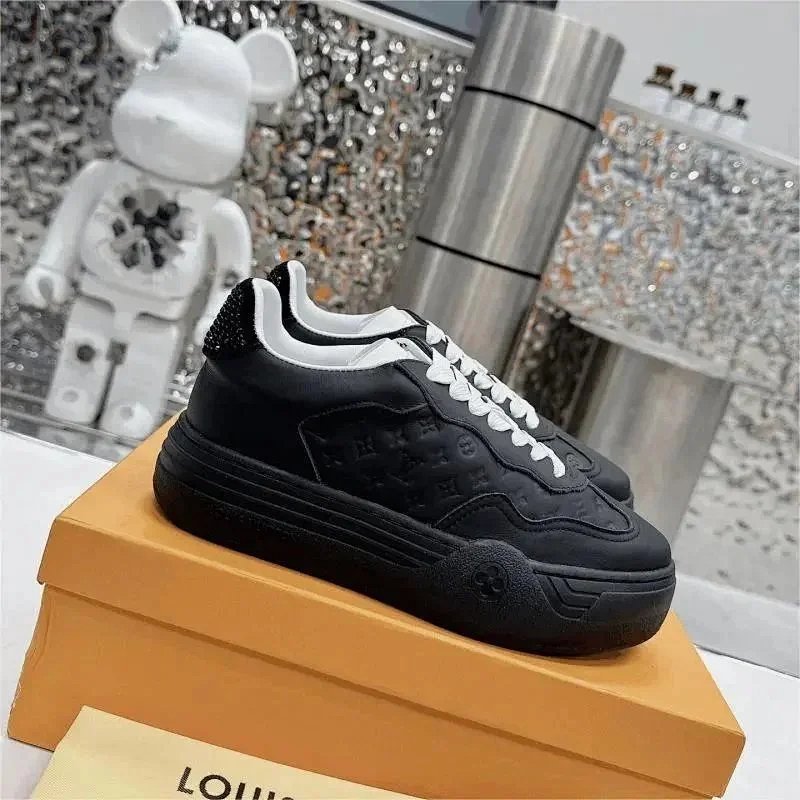 Kakobuy spreadsheet Louis Vuitton shoes - Louis Vuitton Monogram Embossed Platform Sneakers - Variant 7813862840 product image
