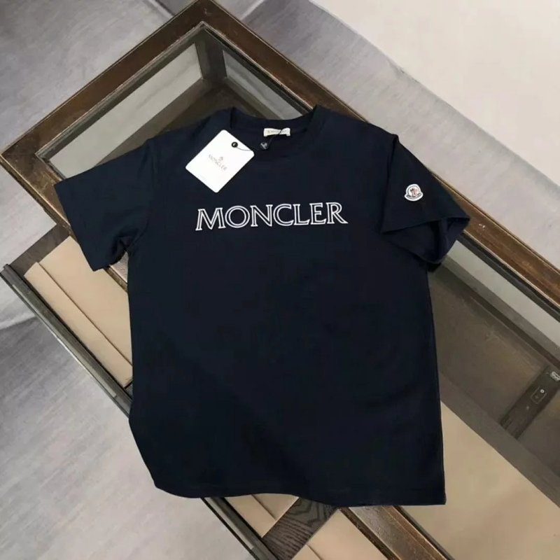 Kakobuy spreadsheet Moncler hoodies - Moncler Logo Patch Crewneck Short-Sleeve T-Shirt product image