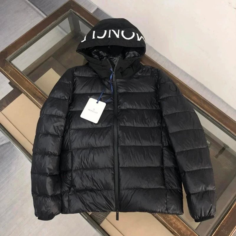 Kakobuy spreadsheet Moncler jackets - Moncler Black Hooded Puffer Jacket product image