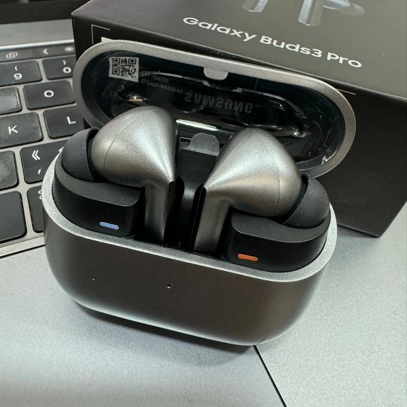 Kakobuy spreadsheet Samsung accessories - Samsung Galaxy Buds3 Pro Silver Wireless Earbuds product image