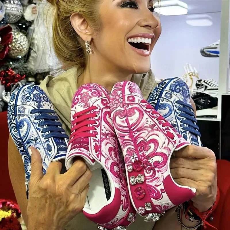 Kakobuy spreadsheet shoes - 青春潮流百搭涂鸦彩绘情侣鞋板鞋 product image