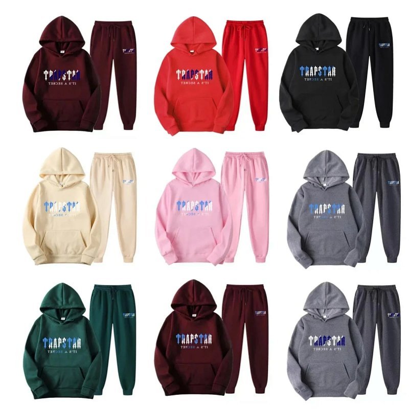 Kakobuy spreadsheet UGG tracksuits and sets - UGG Graphic Print Hoodie and Sweatpants Tracksuit Set product image